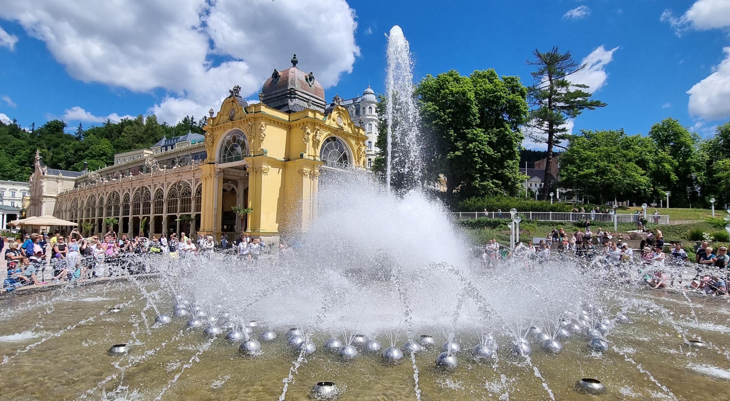 Mariánskolázeňská fontána se opět rozezpívá Karlovy Vary Region Card