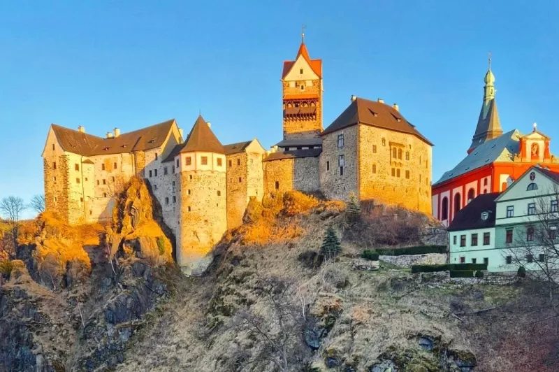 Hrad Loket