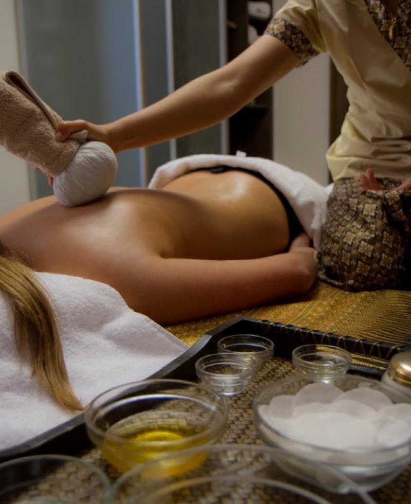 Sansei thai massage
